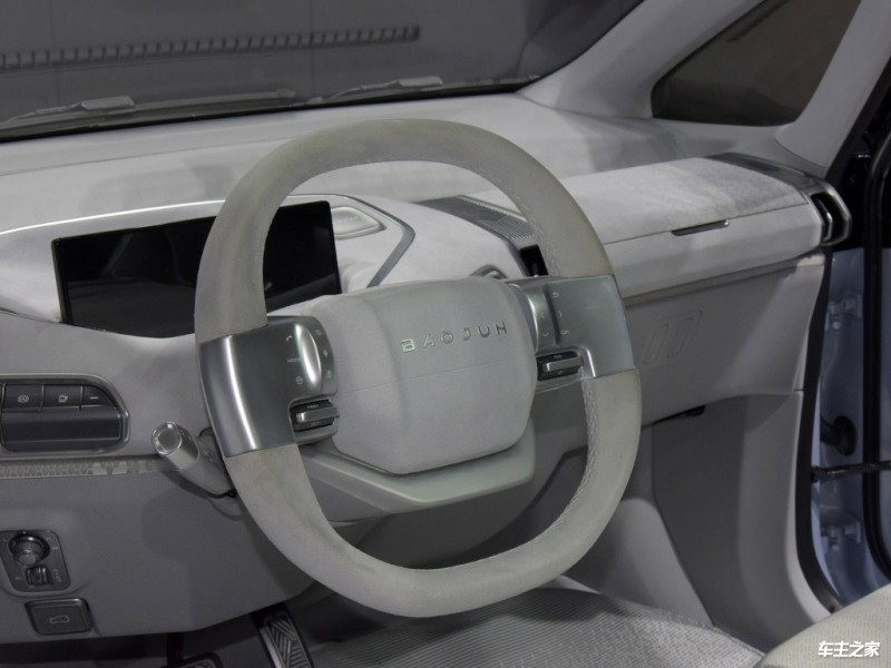  宝骏KiWi EV